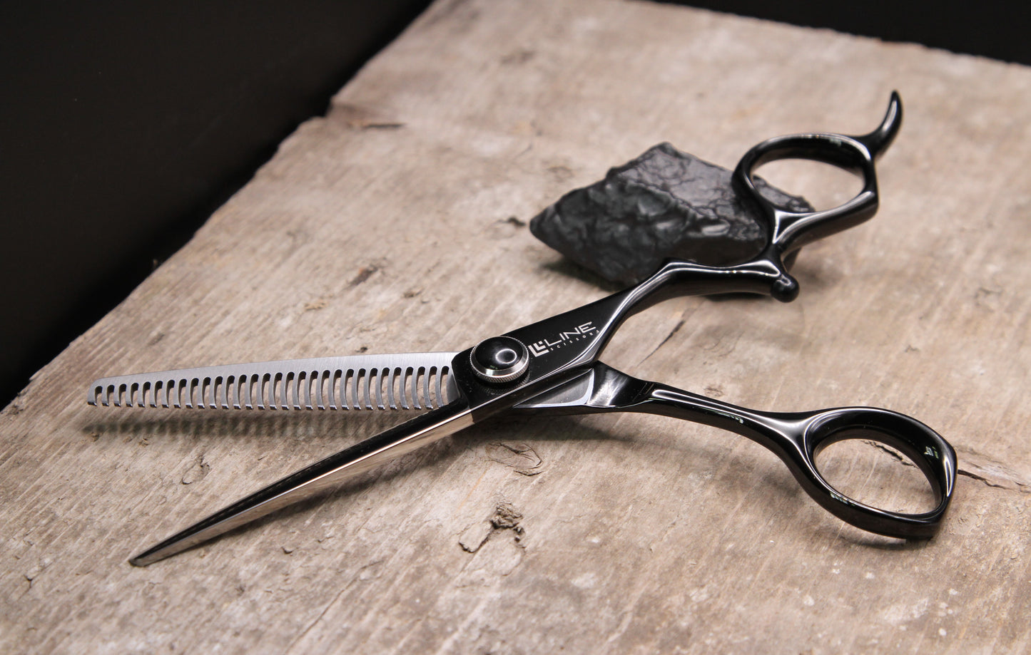 Line-Scissors LSB-01 TR 30T - The Vintage Coupe