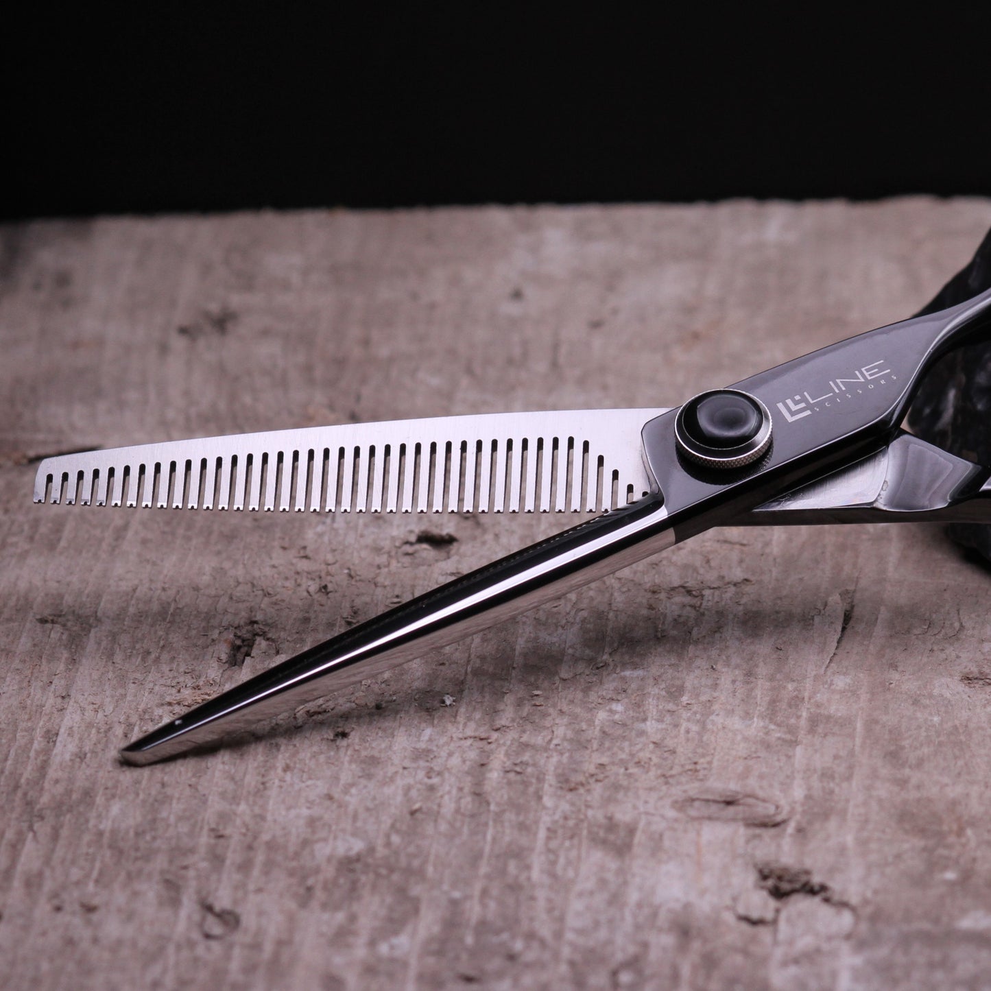 Line-Scissors LSB-01 TR 40T - The Classic Coupe